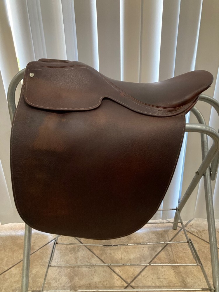 Crump SaddleSeat Saddle 19.5 " Equitation saddle