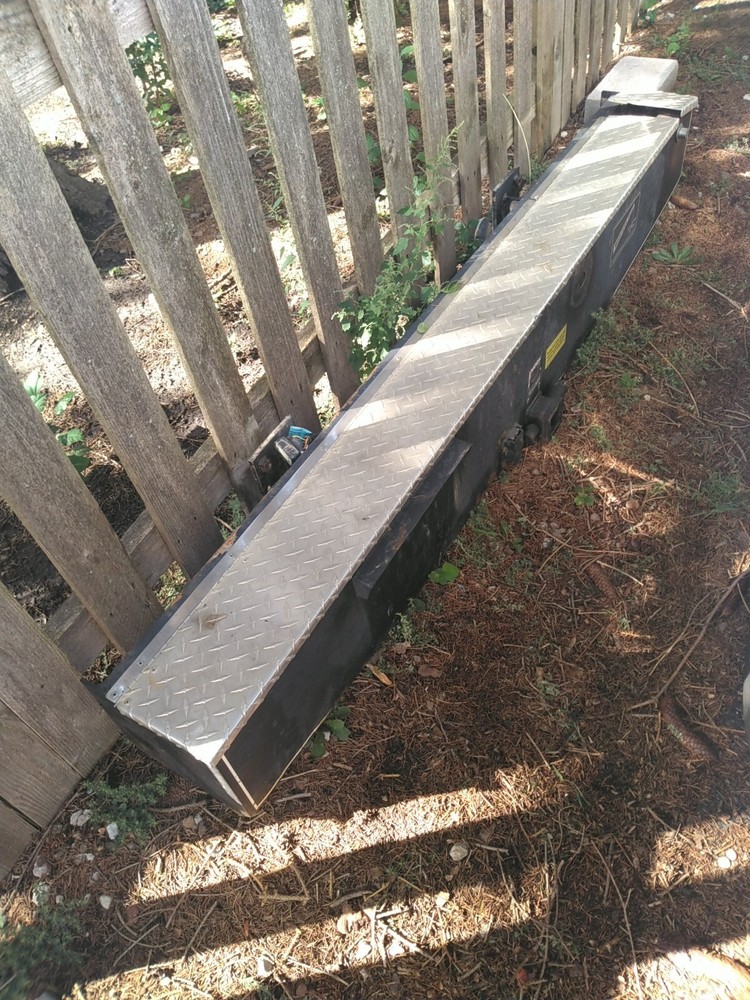 Western Fold Away Crane