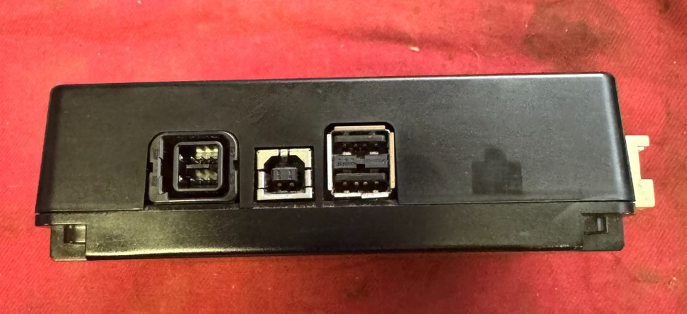 Genuine Volvo Control Module 22258872