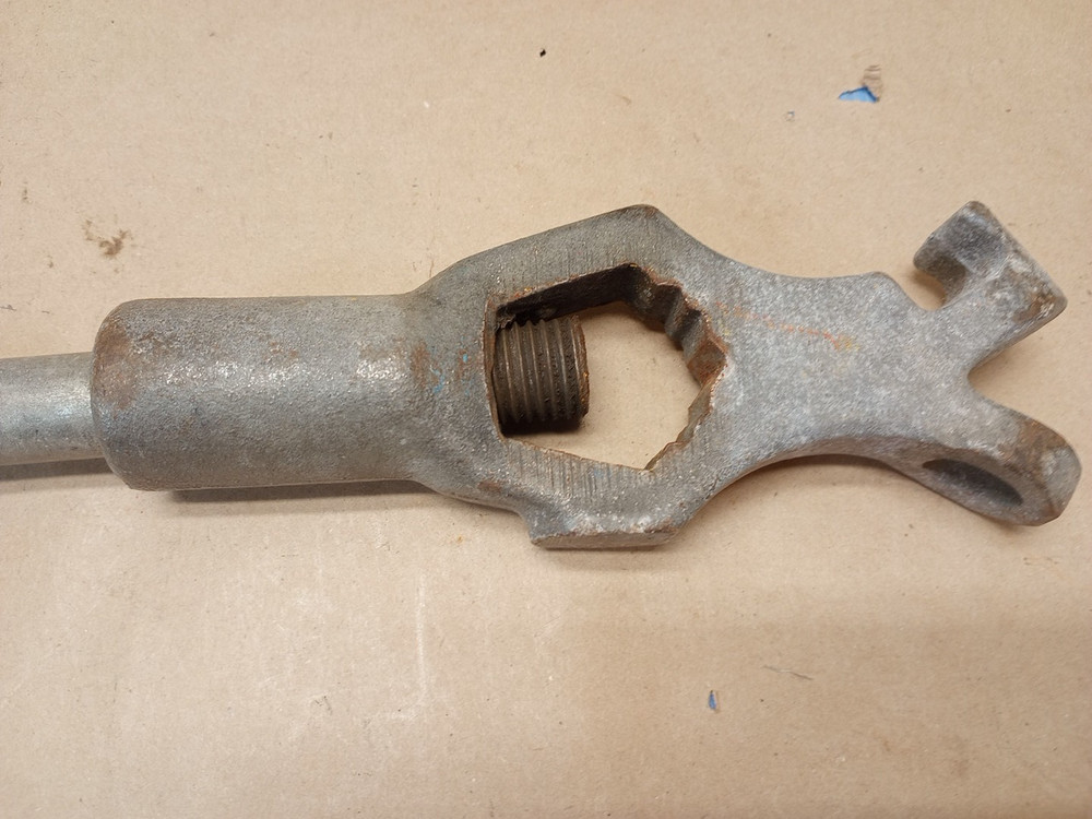 Adjustable Combination Hydrant Spanner Wrench Steel