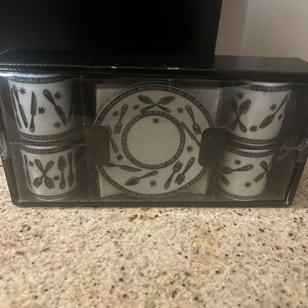 Espresso 4pc Ceramic Cup & Saucer Set w/Black & White Silverware Theme