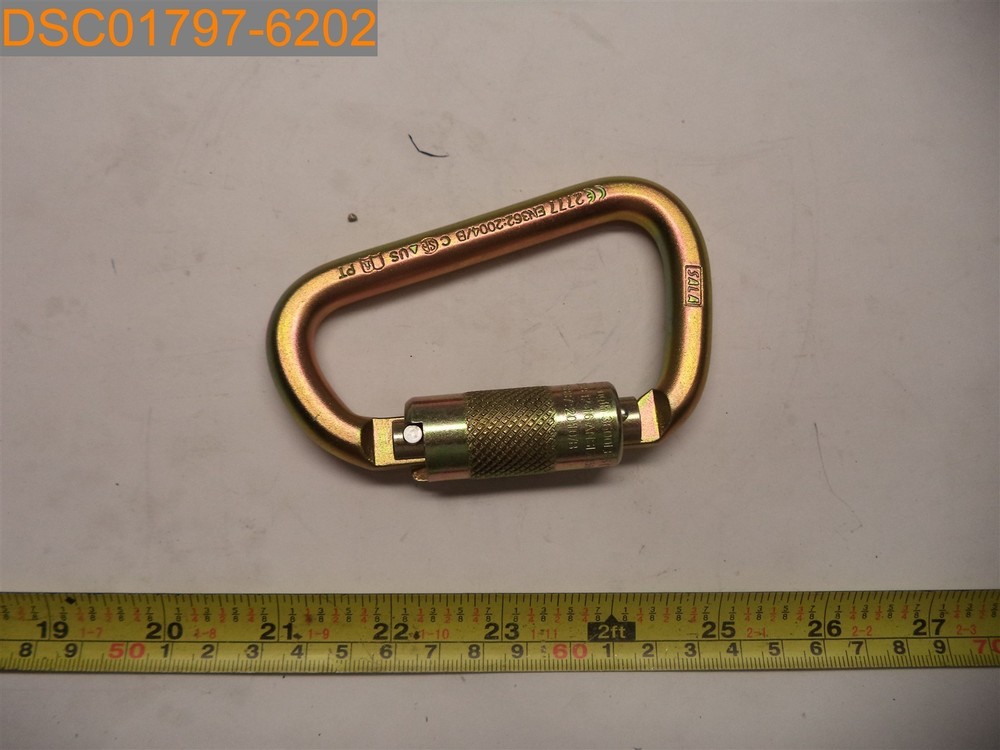SALA Carabiner Class B EN362:2004/B Max User Cap 310lbs