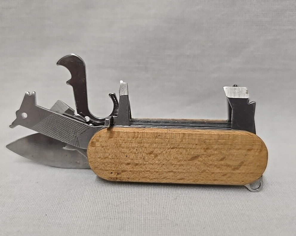 Kikkerland Multi Tool