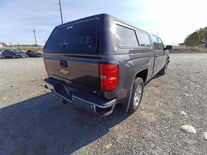 2016 CHEVY SILVERADO Jack And Tools 10986871