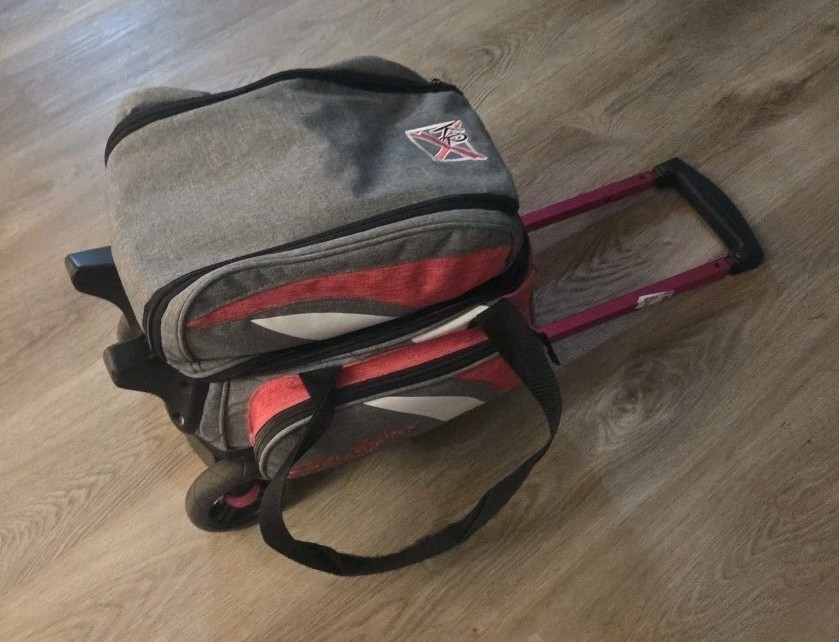 KR Strikeforce Pink Gray Bowling Ball Roller Rolling Bag Case