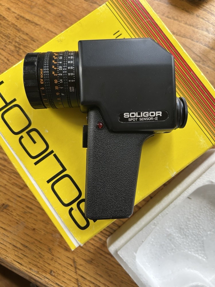 Soligor Spot Sensor-II Analog Spot Camera Light Meter w/Box Japan