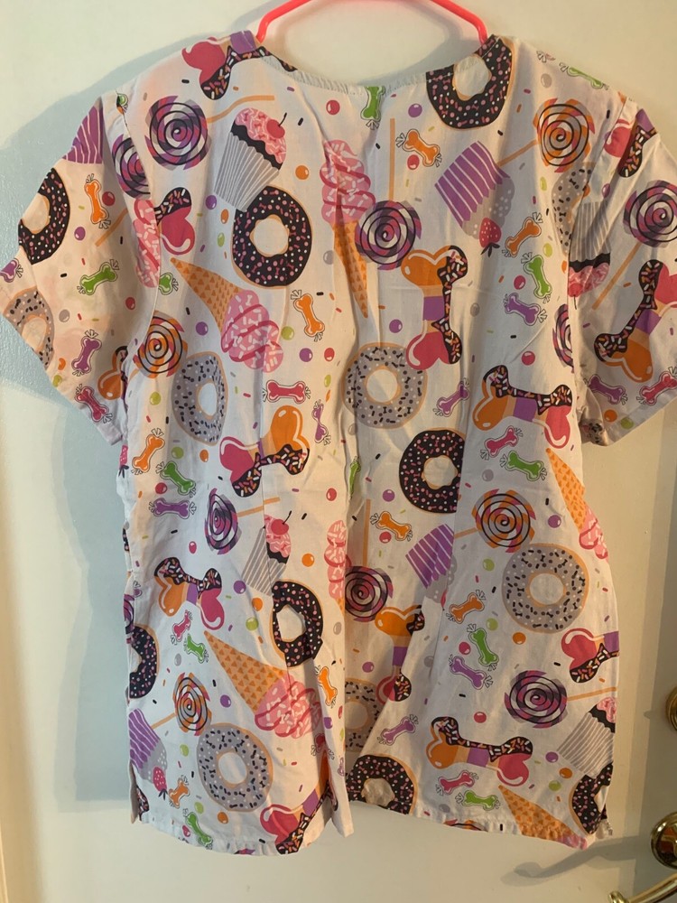 Disney Pluto Scrub Top size XL