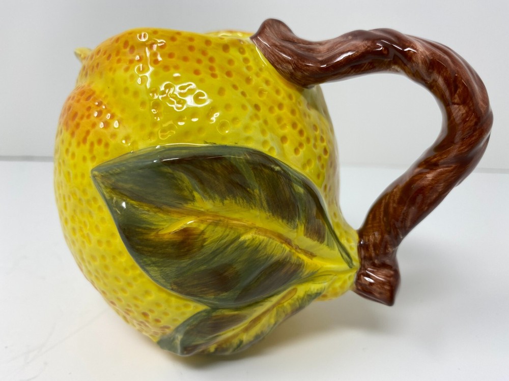 Tabletops Gallery Lemone Creamer & Cup
