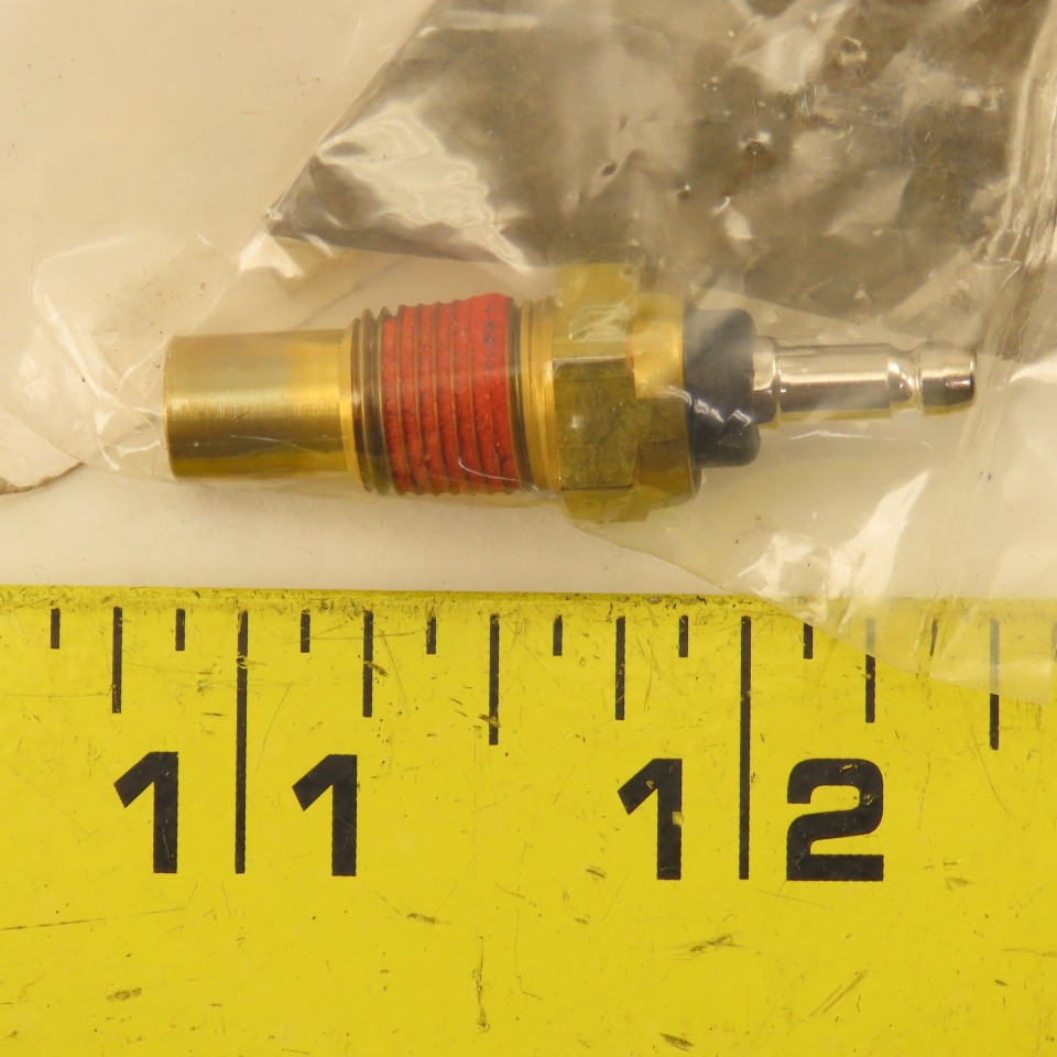 Yale 901303837 Forklift Engine Coolant Sender Unit OEM