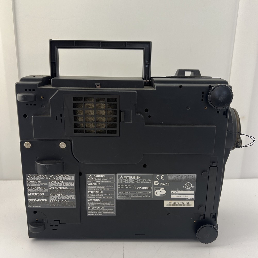 MITSUBISHI X300 LCD Projector User Manual, Cables Tested & Working