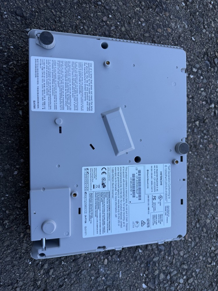 Hitachi LCD Projector Model CP-X2530WN
