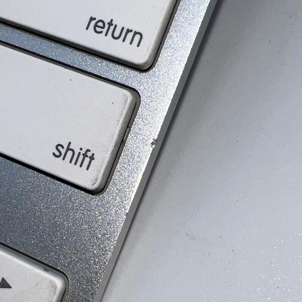 Apple A1314 Wireless Keyboard - Silver, TESTED WORKING Fully Functional english