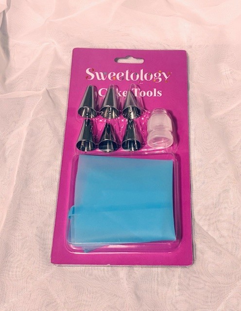 Cake Tools and 3-PACK Rotating Base for Decorating