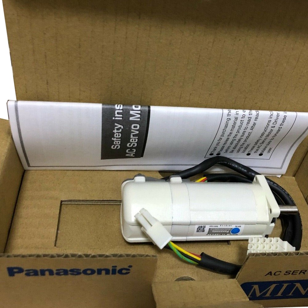 New In Box PANASONIC MSM012A2UE AC Servo Motor