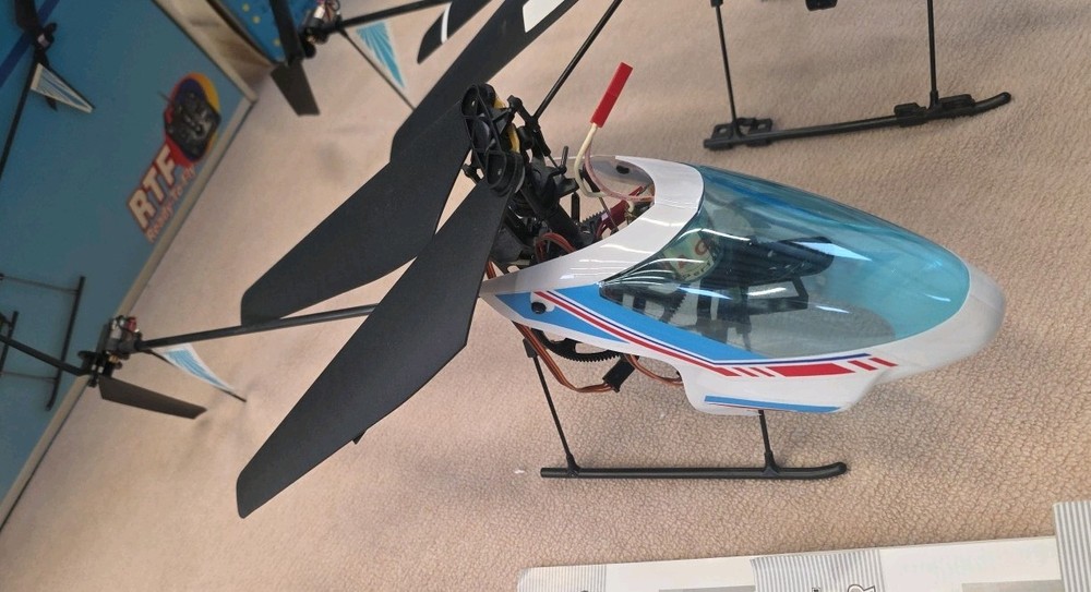 Walkera R/C 4 helicopter 4 channel rtf bundle