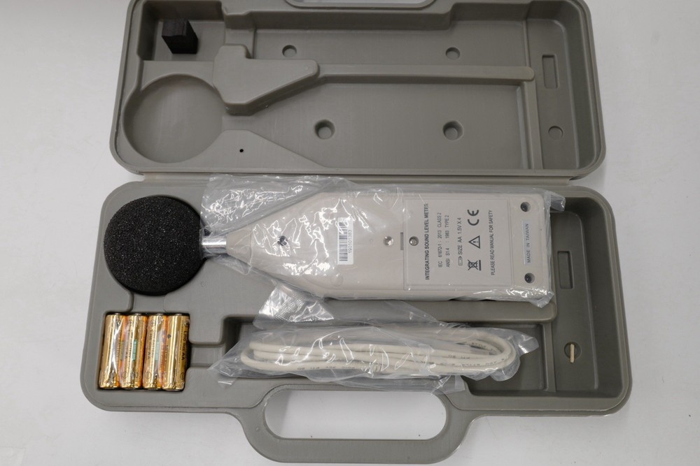 Extech 407780A: Sound Level Datalogger, Integrating with USB Interface