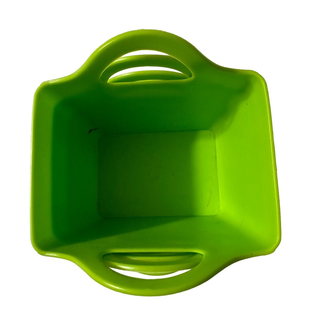 Semi-Flexible Small Plastic Totes