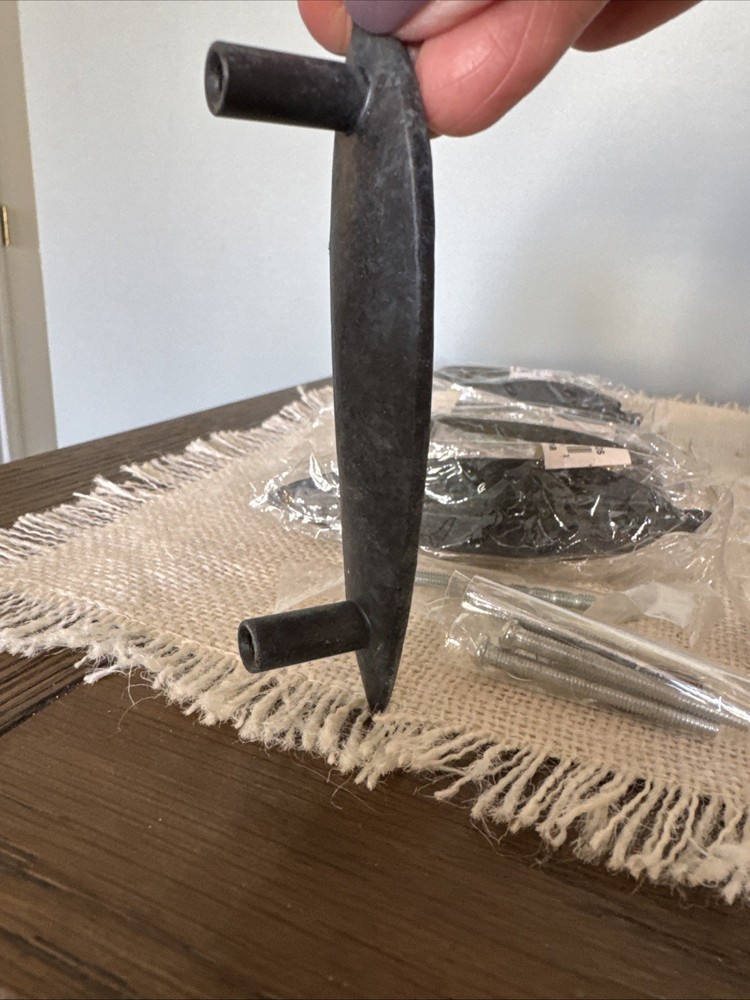 Leaf Design Drawer Pulls