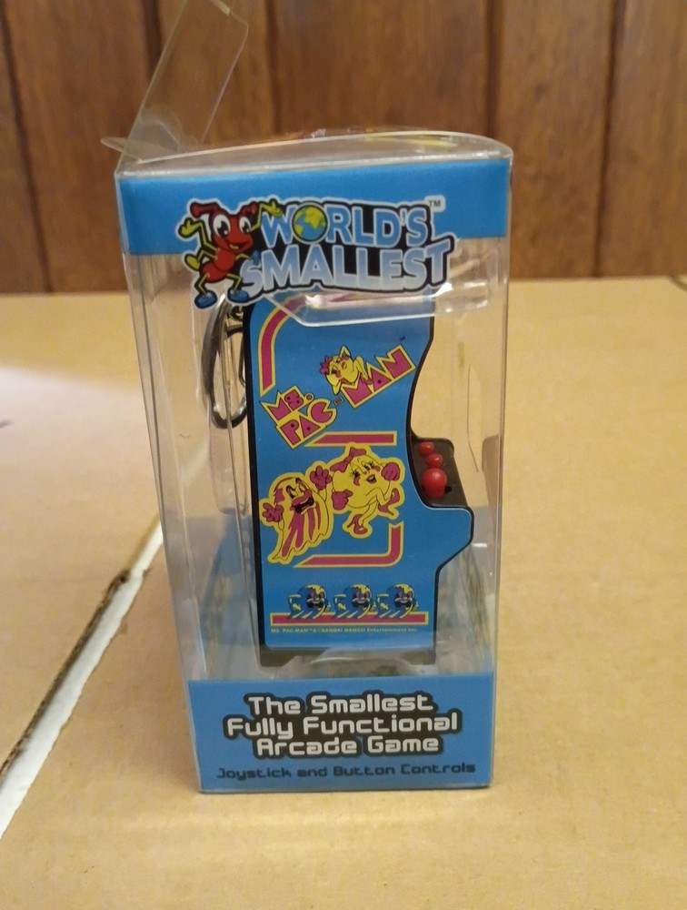 Pac Man Mini Arcade Machine by Tiny Arcades 2017 NIB