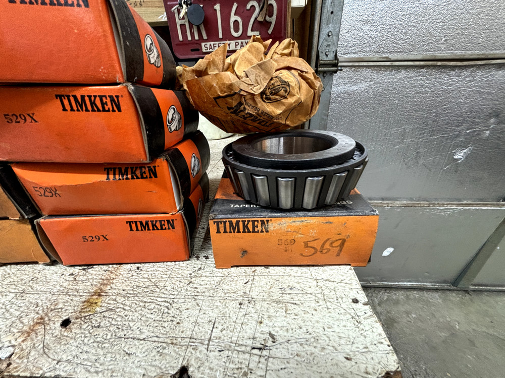 TIMKEN 569    "READ THE LISTING PLEASE" 9W