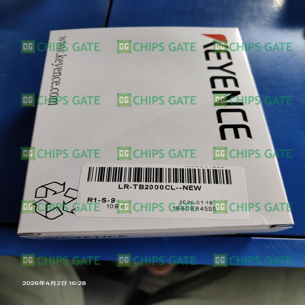 1PCS NEW KEYENCE LR-TB2000CL Laser Sensor