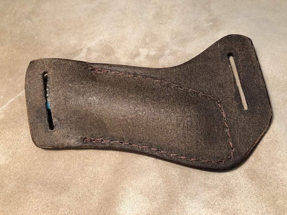 Custom Leather Crossdraw Sheath w/feather for 4” Trapper (left hand)