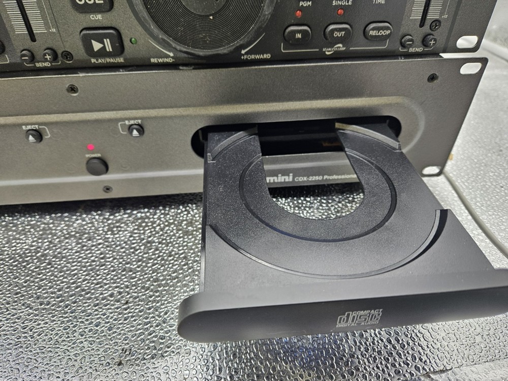 Gemini CDX-2250 Professional CD/MP3-Player Test Working