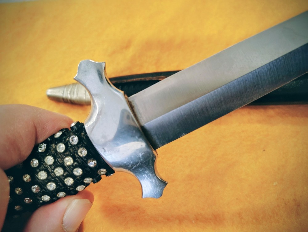Hirschkrone, Solingen Germany, Presentation Dagger, Rhinestone Encrusted Handle