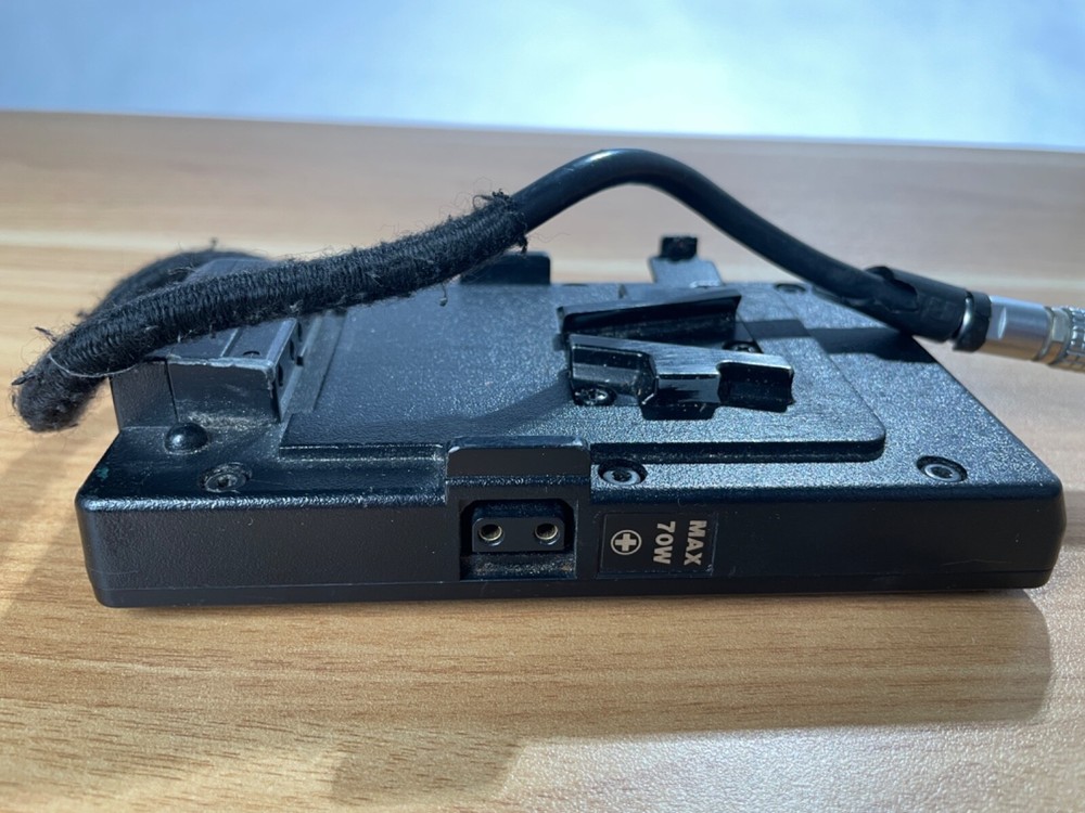 Red digital Cinema Backpack Quickplate