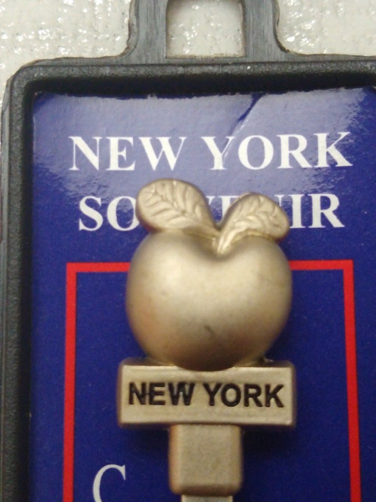 NEW YORK APPLE SOUVENIR SPOON