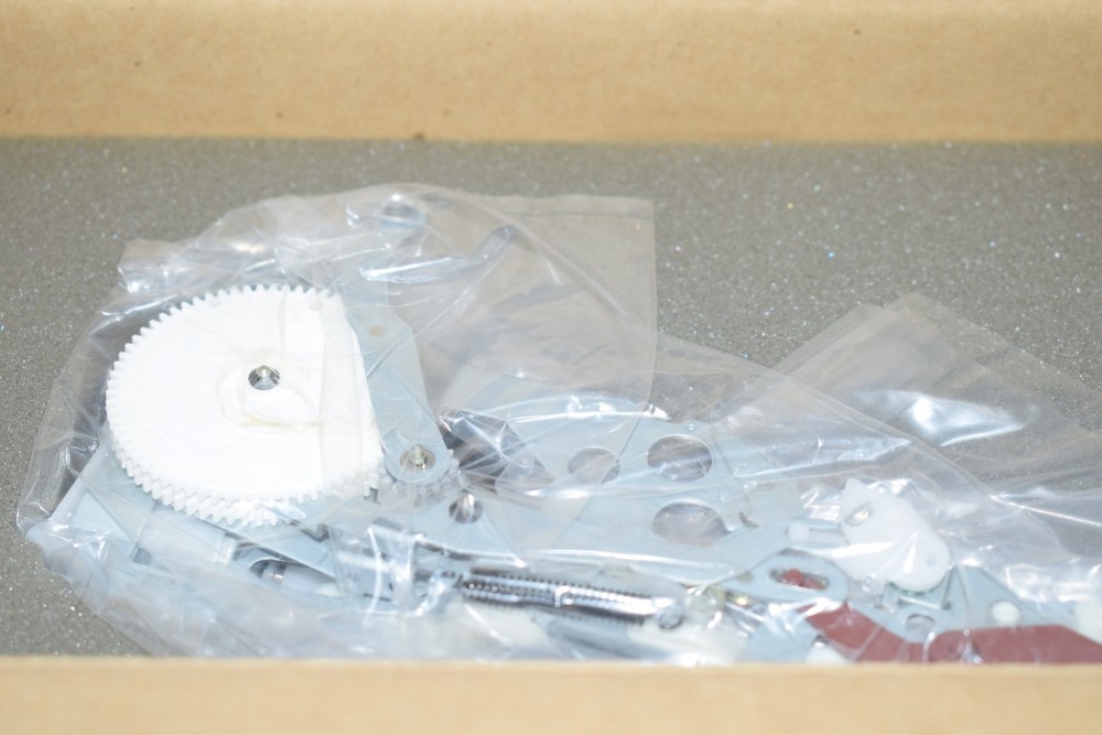 NEW Hitachi 7794875 LOADING BLOCK VT-F400