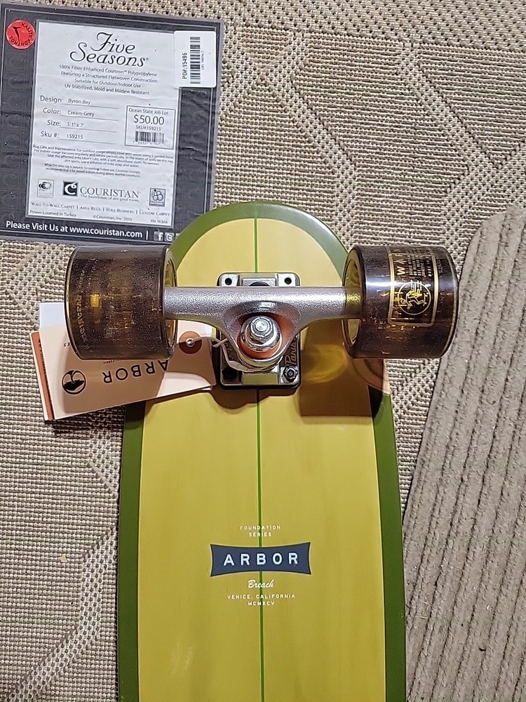 Arbor Skateboard