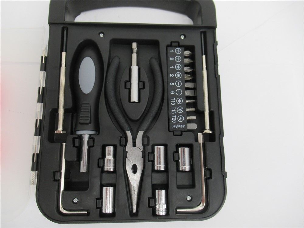 Harris , 22 Pc Carring Tool Set W/Pliers