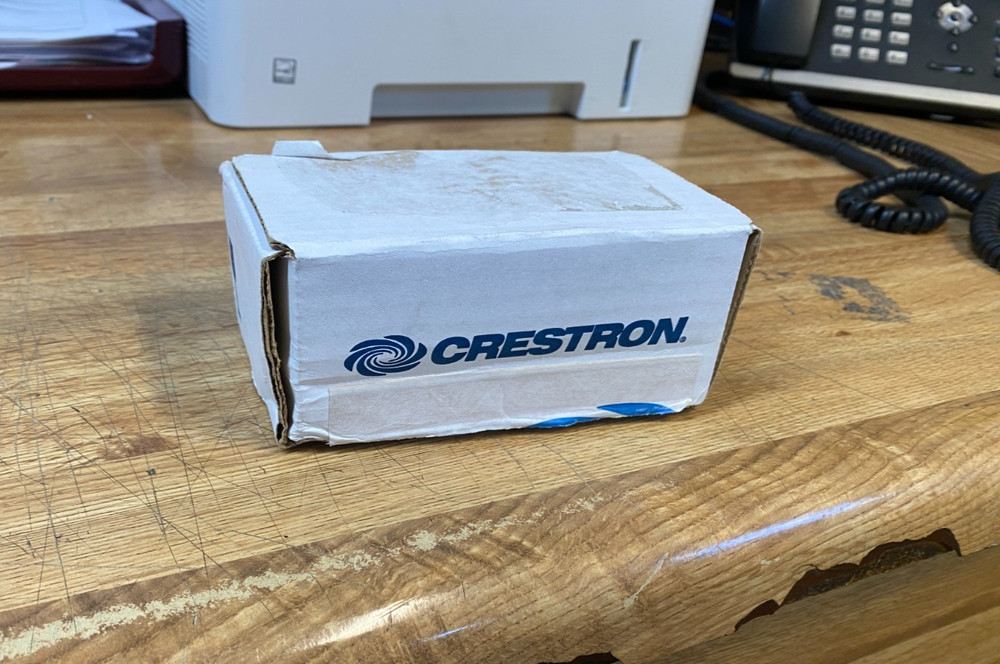 Crestron FTA-CP-USB-102 FlipTop Connector Plate