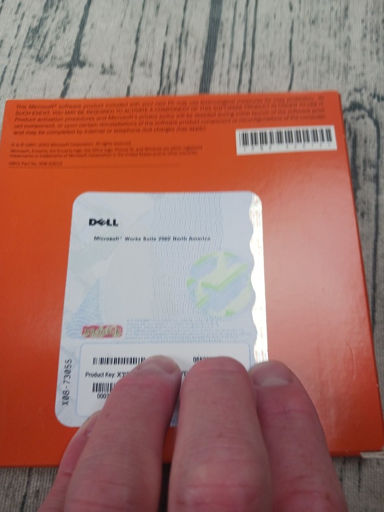 Microsoft Works Suite (2002) Pre-Owned, Good Condition