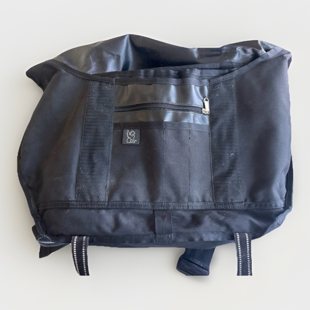 CHROME Black Messenger Crossbody Bag