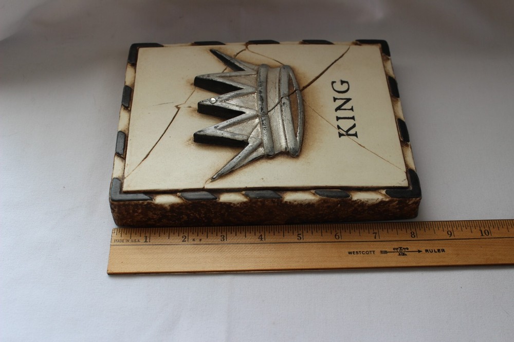 RETIRED Sid Dickens Memory Block Tile “King T22” Issued 1998, Retired 2000