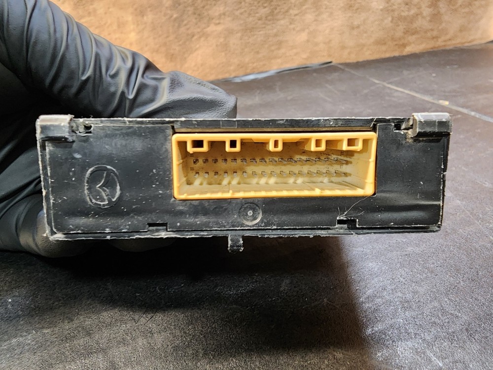 2022 MAZDA3 SMART KEY KEYLESS ENTRY COMPUTER CONTROL MODULE OEM DGK9 675U0