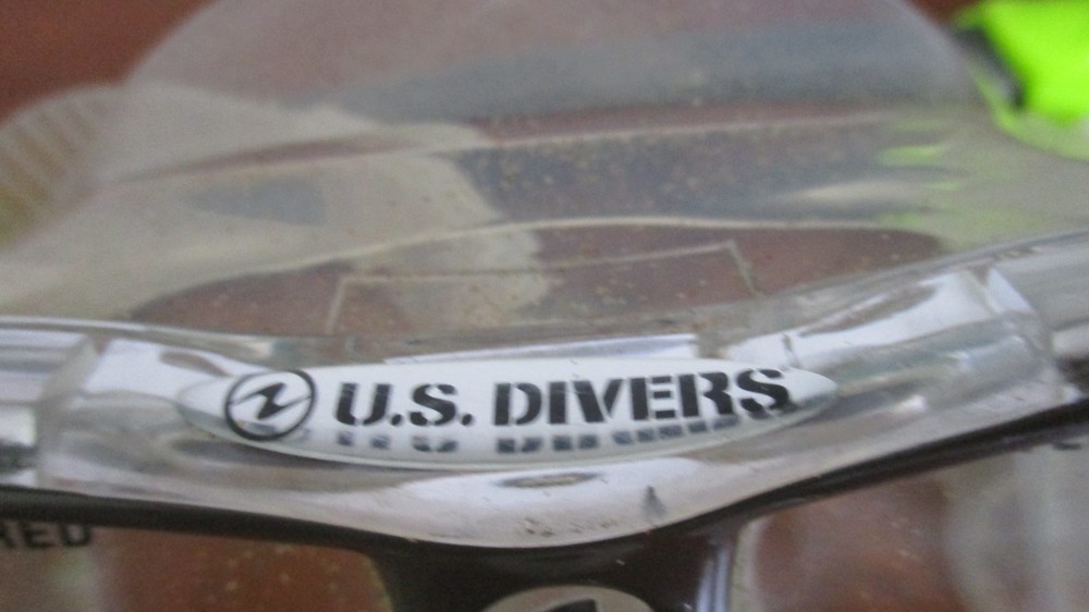 US DIVERS Gray & Yellow SNORKEL & MASK