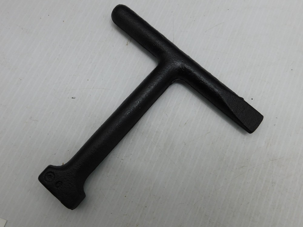 Buckeye Cast Iron Tool, 1429-2, Antique,