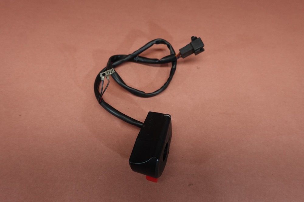 2012 02-12 Suzuki VSTROM DL1000 Right Handlebar Start Stop Kill Switch