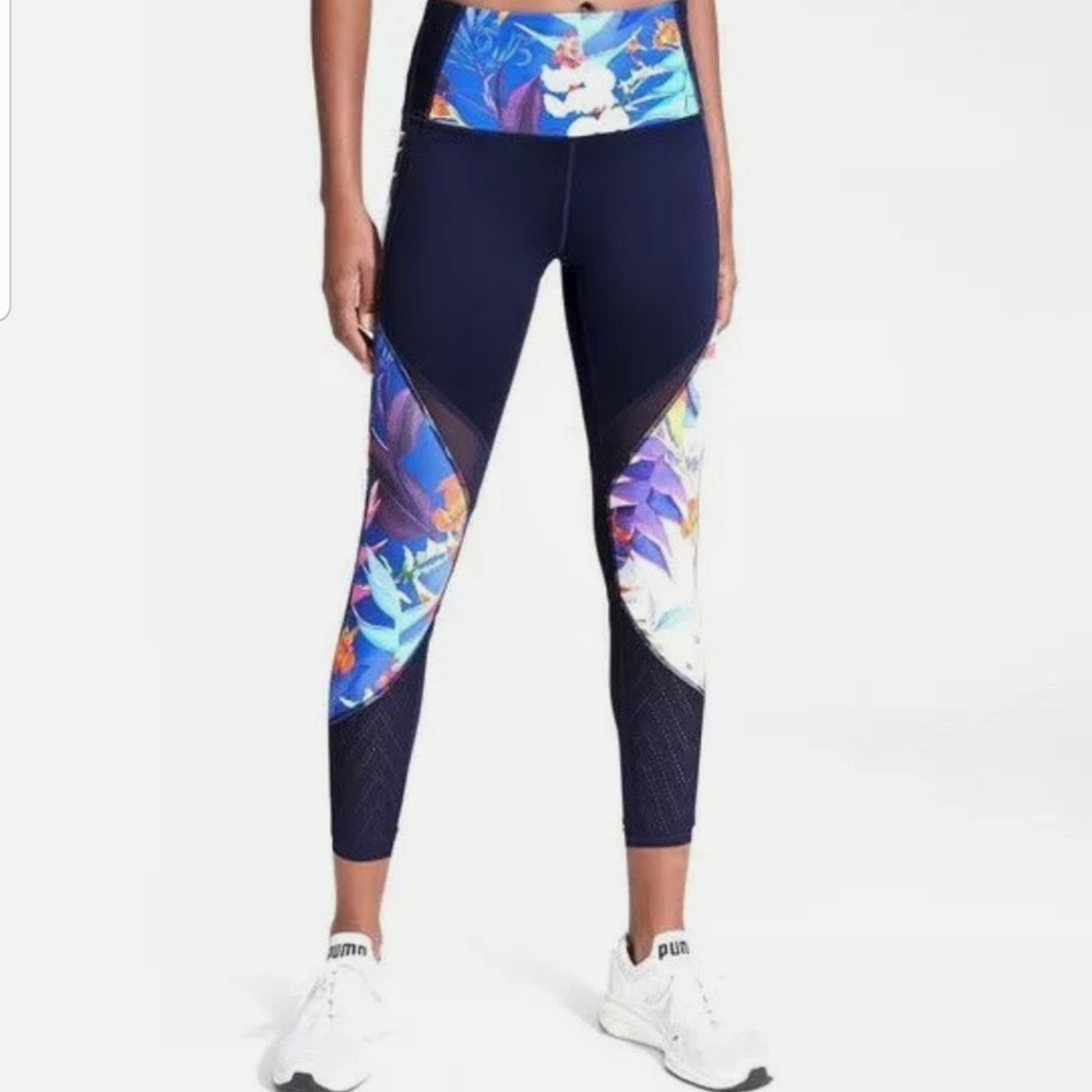 Athleta Medium High-Rise Precision Mesh Perforated sz S