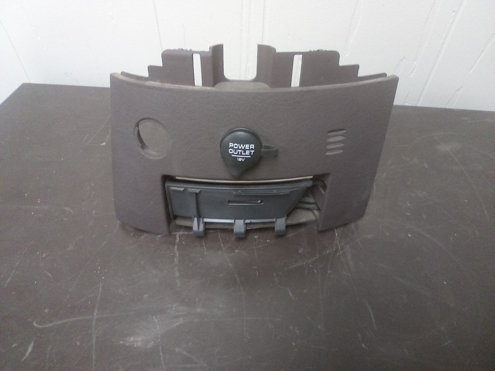 Volvo VNL Ash Tray Dash Panel - Used P/N V6170050L