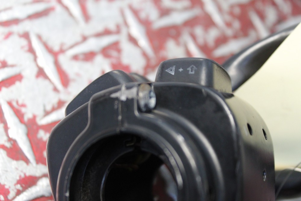 2006 HARLEY DYNA SUPER GLIDE OEM LEFT CONTROL SWITCH 2006 - 2011 DSG17