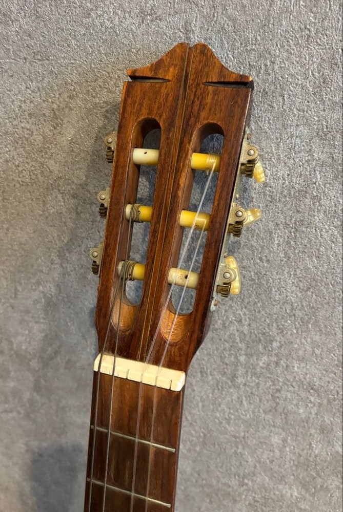 MORRIS Classical Guitar 1975 Terada Gakki Savarez Strings