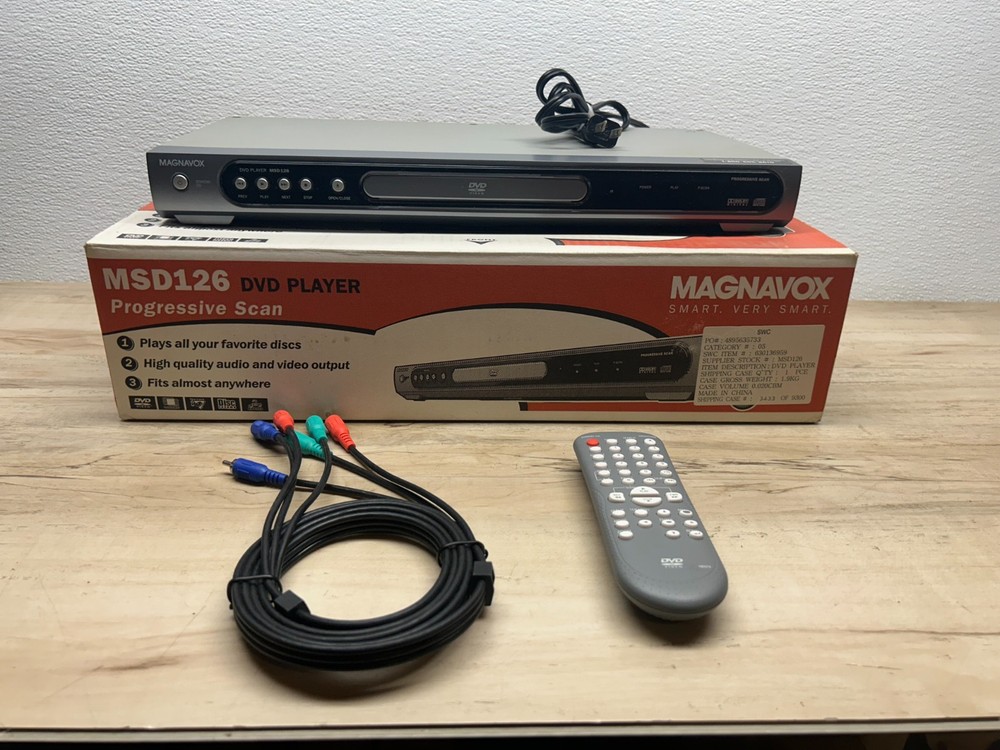 2006 Magnovox MSD126 DVD Player With Remote And Component Cables Tested Works