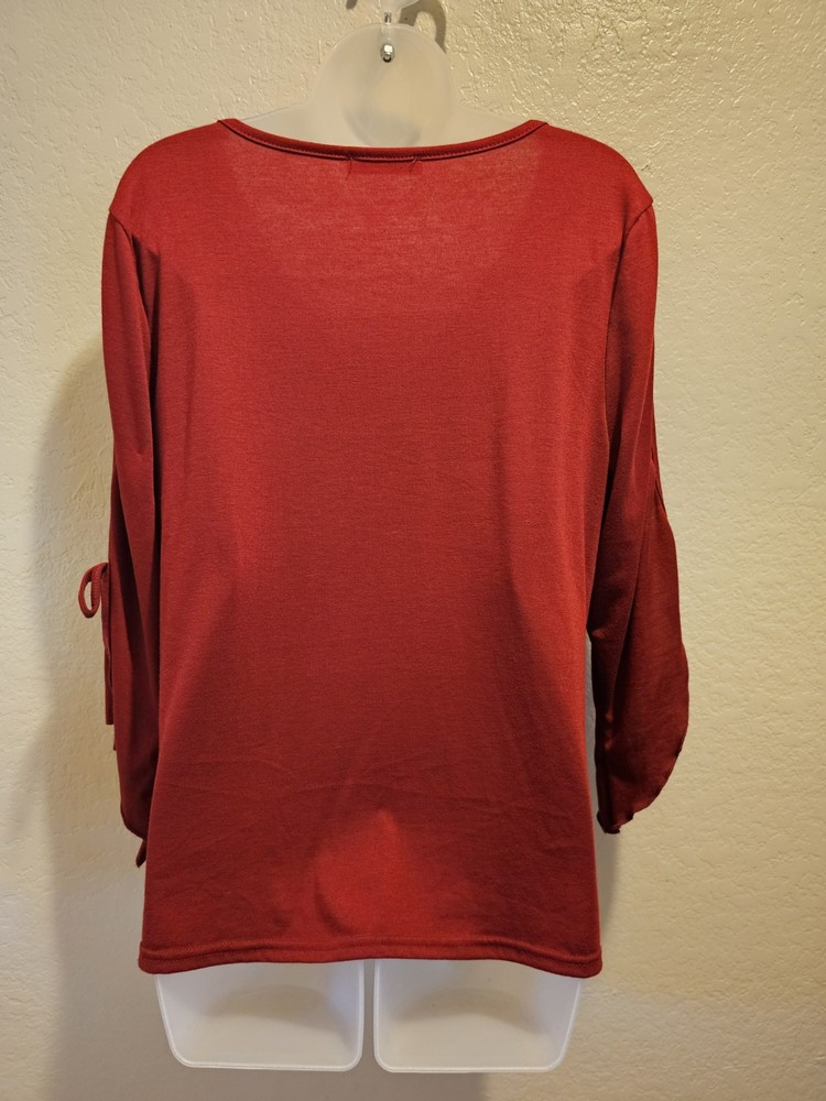Loveu.dear Solid Red Pullover Blouse Top Size Large ¾ Bell Sleeves Open Top Ties