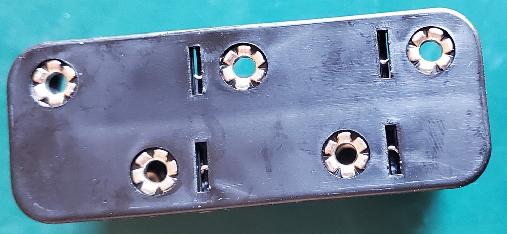 Battery Holder 10xAA PRO POWER 28-12573