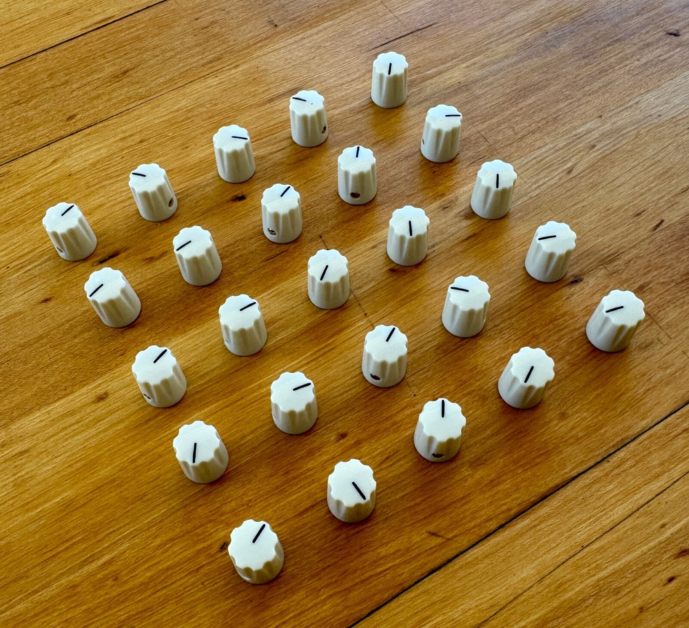 Davies 1900h Clone Knobs - Chia Shin - 25pcs - (Eurorack Modular Synth)