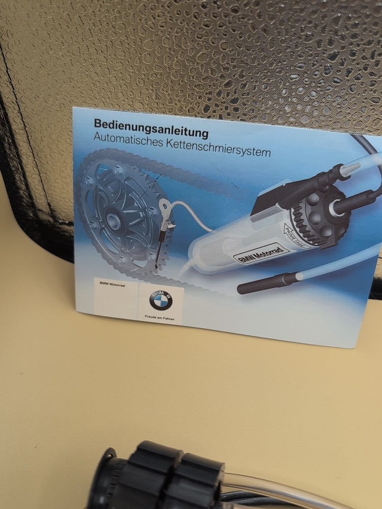 BMW Scott Chain Oiler